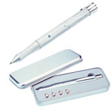 Металлическая ручка с фонариком на торце